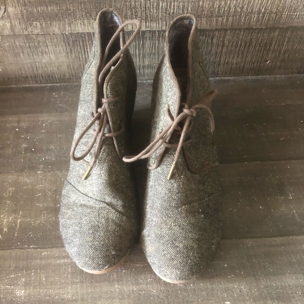 Toms Herringbone Bootie wedges